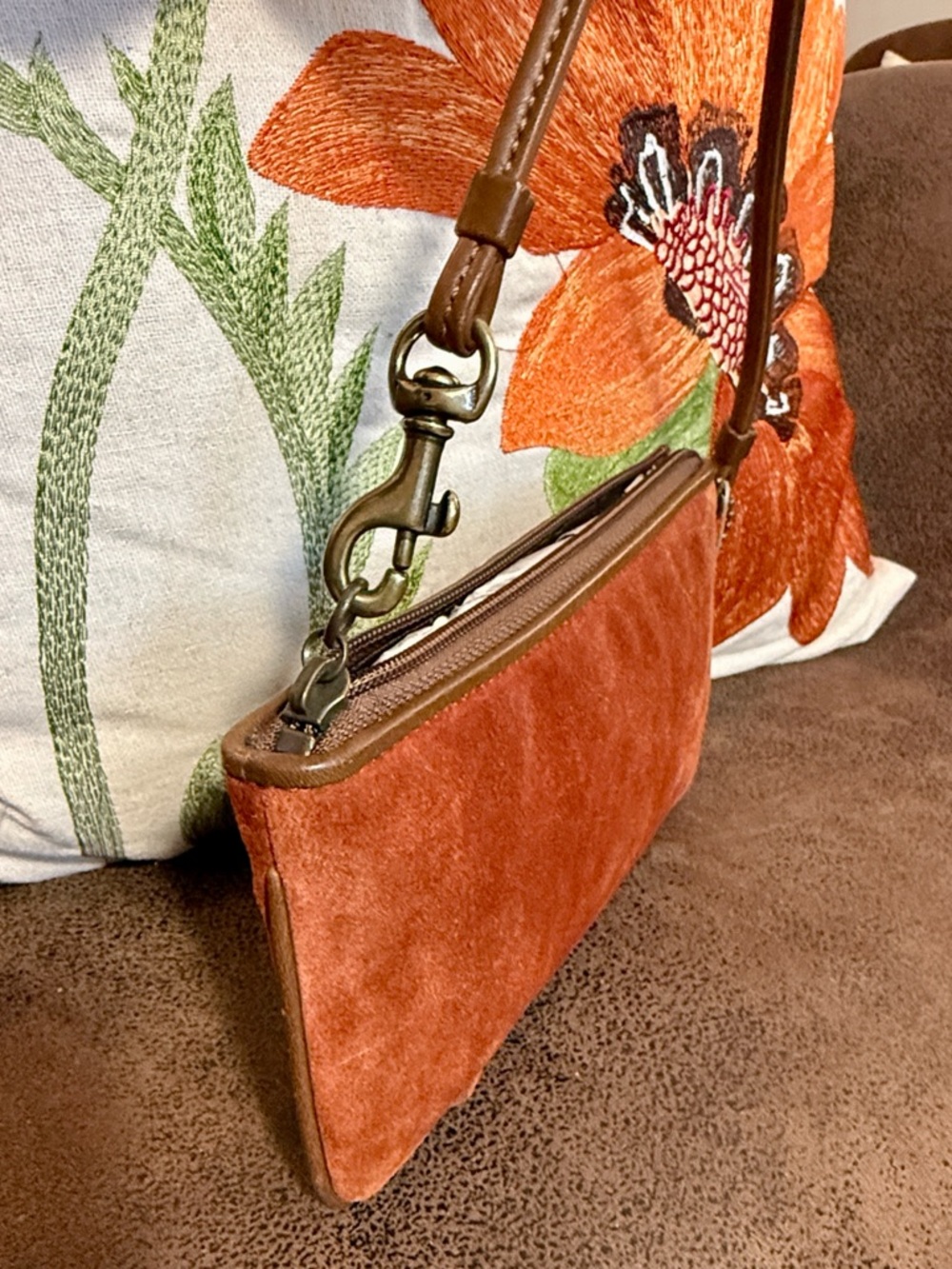 VINTAGE COACH WRISTLET LACED CORSET BRASS CHARM TASSEL RARE Y2K RUST SUEDE NWT - Picture 8 of 16